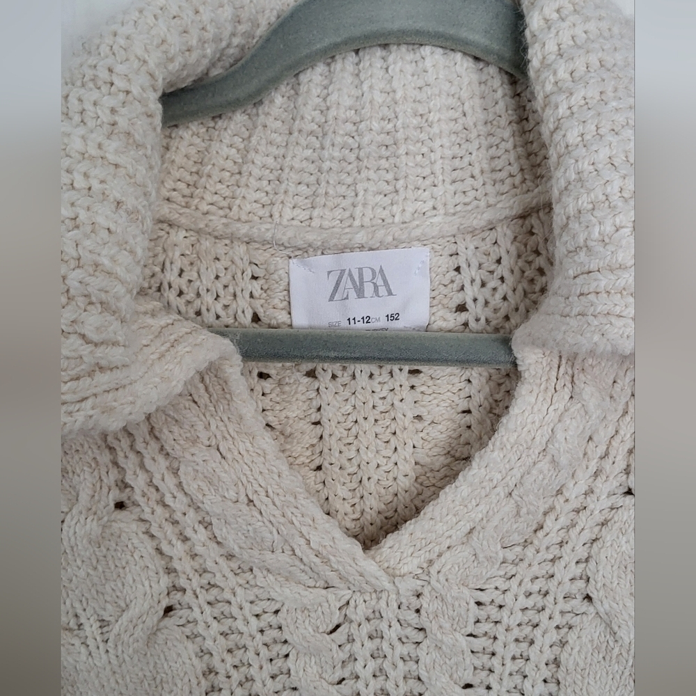 Zara Cream Soft Cable Knit Chunky V Neck Sweater - Picture 2 of 7